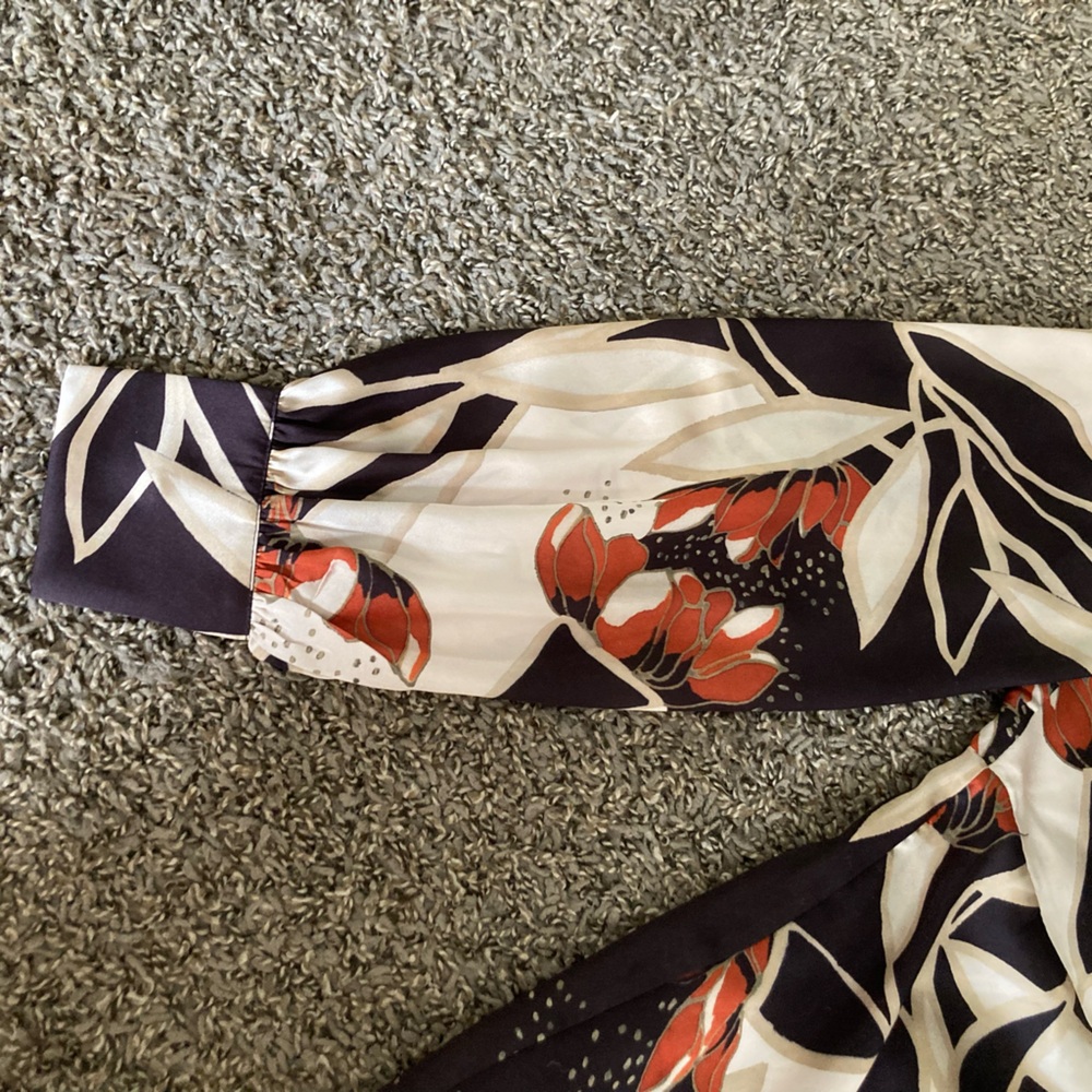 Sam Edelman Floral Satin Wrap Robe Kimono Cover-Up Black Cream Size 4 NWT - Picture 10 of 15